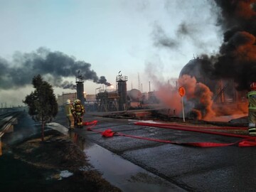 آخرین وضعیت آتش‌سوزی در پالایشگاه تهران از زبان سخنگوی آتش‌نشانی 