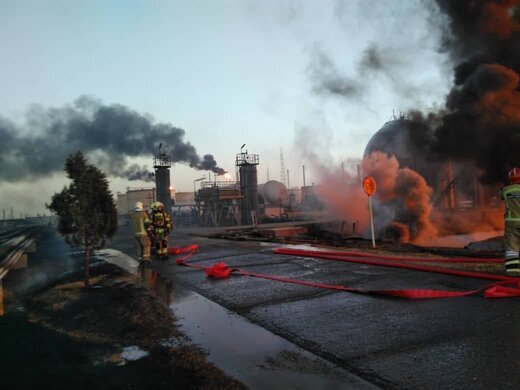 درخواست پلیس: در بزرگراه‌ها برای عکاسی از حادثه آتش‌سوزی در پالایشگاه توقف نکنید