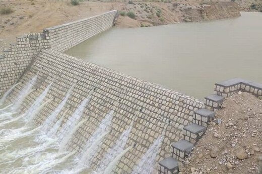 اجرای۲۸۰۰متر مکعب پروژه آبخیزداری سنگ و ملات در آبگرم شهرستان سرخه 