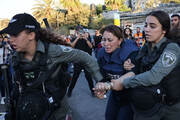ببینید | ضرب و شتم و بازداشت خبرنگار الجزیره توسط پلیس اسراییل