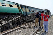 ببینید | تصادف مرگبار ۲ قطار در پاکستان با ۳۰ کشته