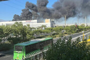 ببینید | تصاویری هولناک از گسترش آتش‌سوزی در شرکت بهنوش