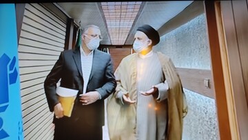 حمله زاکانی به دولت روحانی /کاری می کنیم بچه دار شدن آرزوی زوج های ایرانی نشود