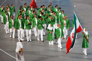 کدام ورزشکاران پرچمدار ایران بودند؟