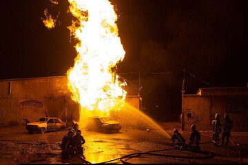 تصاویر | آتش سوزی کارگاه شارژ سیلندرهای گاز مایع-قم