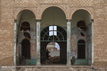 «عمارت نواب» در گیر و دار مرمت