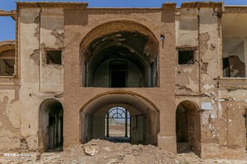 «عمارت نواب» در گیر و دار مرمت
