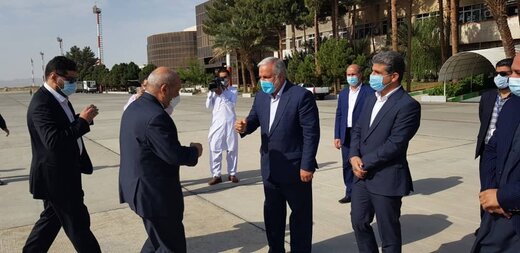 دبیر شورای‌عالی مناطق آزاد کشور وارد زاهدان شد 
