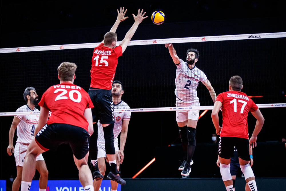 والیبال ایران با اشتباهات خودی به آلمان‌ها باخت!