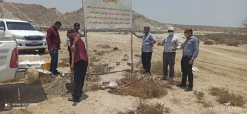 ۱۰هکتار اراضی خالصه دولتی به ارزش ۱۰۰میلیارد ریال در روستای رمچاه قشم رفع تصرف شد ۱۰هکتار اراضی خالصه دولتی به ارزش ۱۰۰میلیارد ریال در روستای رمچاه قشم رفع تصرف شد