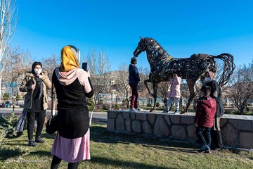 مجسمه سازی با ضایعات فلزی