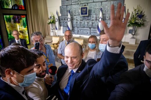 نتانیاهو نیم ساعته قدرت را واگذار کرد!