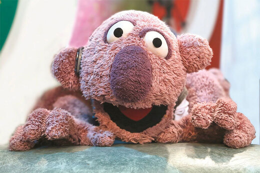 ببینید | آوازخوانی جالب و استثنایی «جناب خان» با آهنگ سریال «بازی تاج‌وتخت»