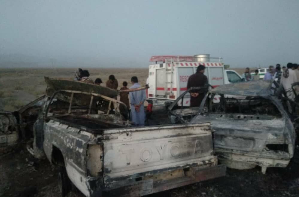 حادثه خونین در جاده سراوان به خاش؛ ۶ نفر در آتش سوختند/ تصاویر