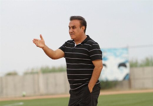 مس کرمان سرمربی‌اش را عوض کرد