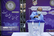 تصاویر | قاب‌هایی از حضور شخصیت‌ها و مسئولین نظام در انتخابات