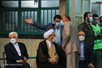 حضور شخصیت‌های سیاسی در انتخابات_۱۴۰۰
