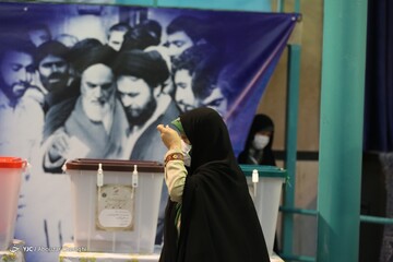حضور شخصیت‌های سیاسی در انتخابات_۱۴۰۰