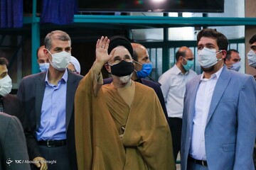 حضور شخصیت‌های سیاسی در انتخابات_۱۴۰۰