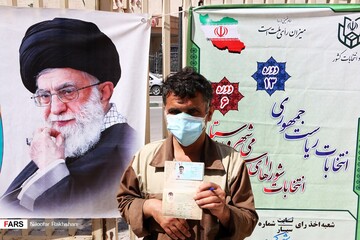 تصاویری از اخذ رأی از کادر درمان در شهرکرد