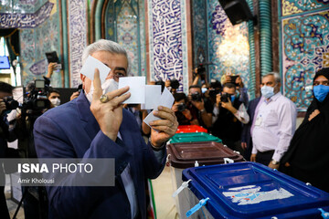 حضور شخصیت ها و مسئولین نظام در انتخابات ۱۴۰۰