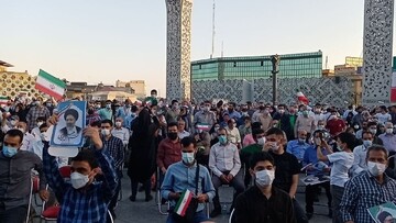 تصاویر آخرین خبر از جشن انتخابات در میدان امام حسین تهران