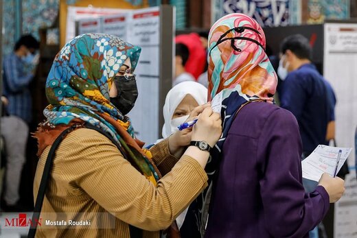 تصاویر دیدنی از جشن انتخابات 1400 در شهر های مختلف کشور