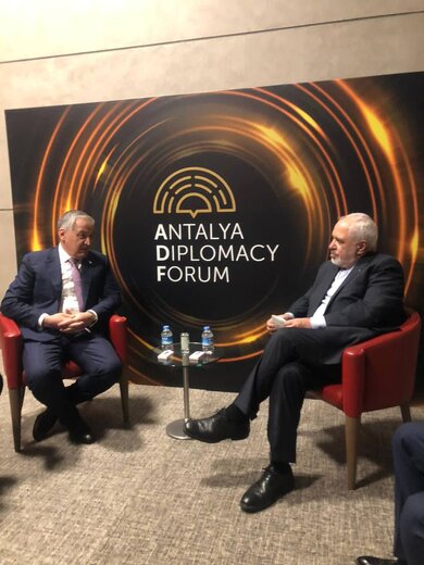 ظریف با همتای تاجیک دیدار کرد