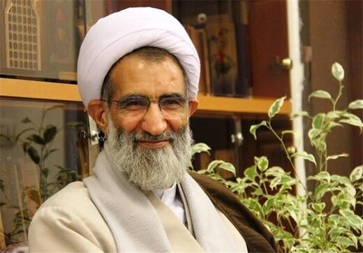 پیام تقدیر وتشکر نماینده ولی فقیه دراستان چهارمحال وبختیاری از حماسه افرینی مردم درانتخابات ریاست جمهوری 
