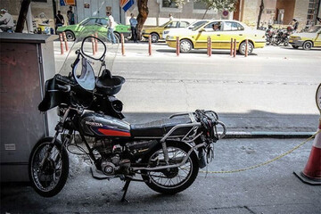 سوارشدن بر موتورسیکلت برقی هم گواهینامه رانندگی می‌خواهد؟/ پاسخ پلیس