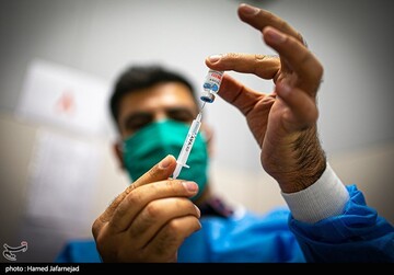 آیا واکسن کرونا بر باروری زنان اثرگذار است؟
