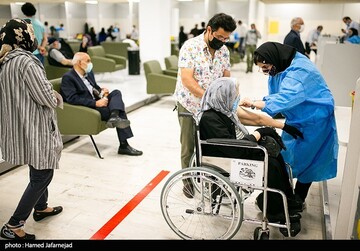 تزریق دوز دوم واکسن کرونا سالمندان بالای۷۵ سال