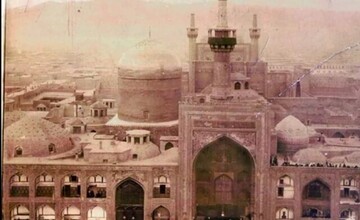 تصاویری از حرم امام رضا(ع) در دوران قاجار