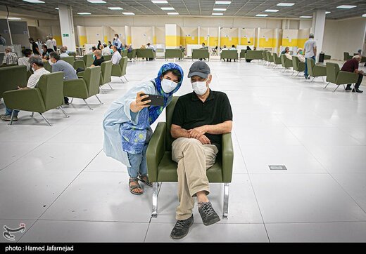 تزریق دوز دوم واکسن کرونا سالمندان بالای۷۵ سال