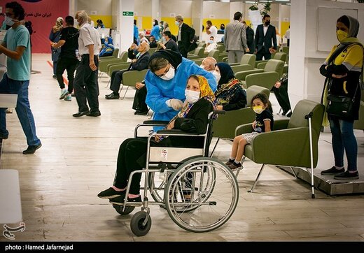 تزریق دوز دوم واکسن کرونا سالمندان بالای۷۵ سال