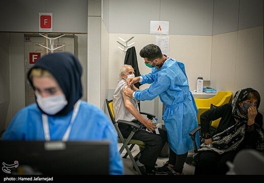 تزریق دوز دوم واکسن کرونا سالمندان بالای۷۵ سال
