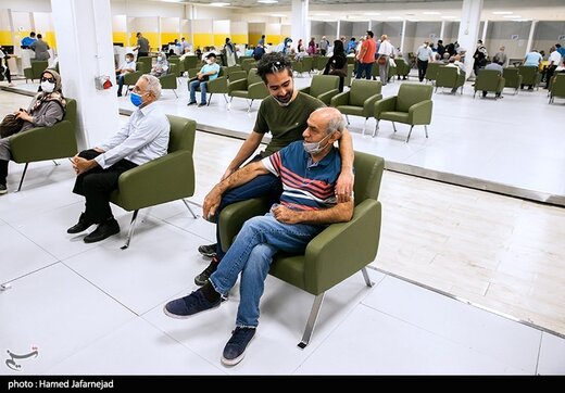 تزریق دوز دوم واکسن کرونا سالمندان بالای۷۵ سال