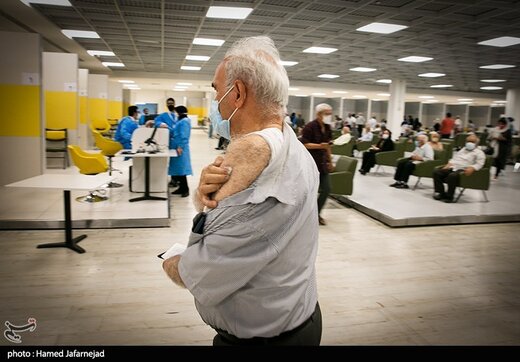 تزریق دوز دوم واکسن کرونا سالمندان بالای۷۵ سال