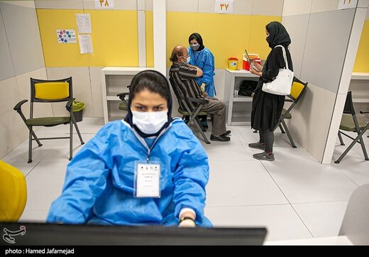 تزریق دوز دوم واکسن کرونا سالمندان بالای۷۵ سال