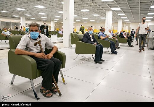 تزریق دوز دوم واکسن کرونا سالمندان بالای۷۵ سال