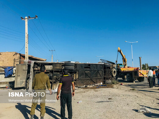 حادثه تصادف اتوبوس و تریلی در یزد
