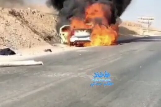 ببینید | تصاویر وحشتناک از آتش گرفتن یک خودرو در اهواز بر اثر گرمای هوا 