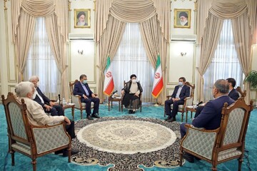 رئیسی با کاندیداهای انتخابات ۱۴۰۰ دیدار کرد