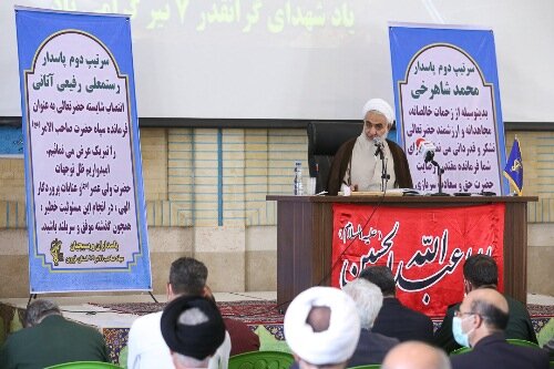 سپاه تجلی قدرت الهی است 