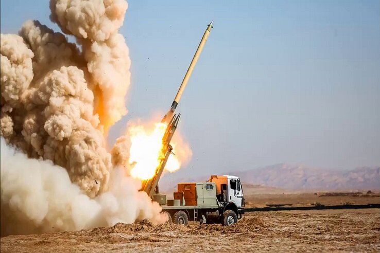 صاعقه موشکی ایران بر سر تجهیزات نظامی دشمن /راکت «فجر ۵ سی» را بشناسید +عکس