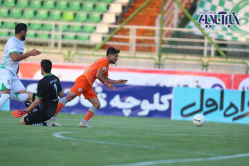 اخراج شهاب گردان در بازی سایپا