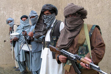 جنگجویان طالبان به مرز ایران رسیدند؛مذاکره‌کنندگان در تهران وعده صلح دادند
