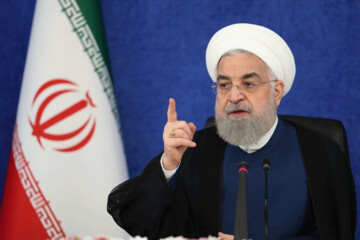 توصیه روحانی به مردم: نباید همه سرمایه‌ خود را وارد بورس کنید