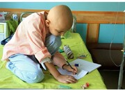 دخترِ کوچکی که مبارزه‌اش با سرطان را یک کتاب کرد