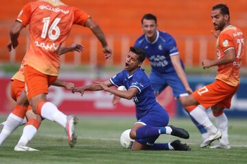 استقلال با دبل مطهری 50 امتیازی شد